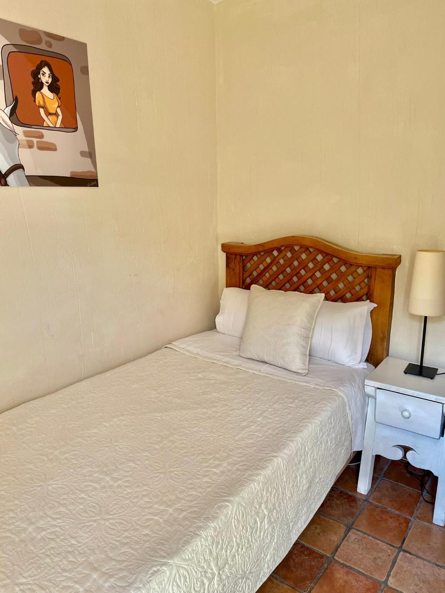 Hostal Posada Huecar Куенка Екстериор снимка