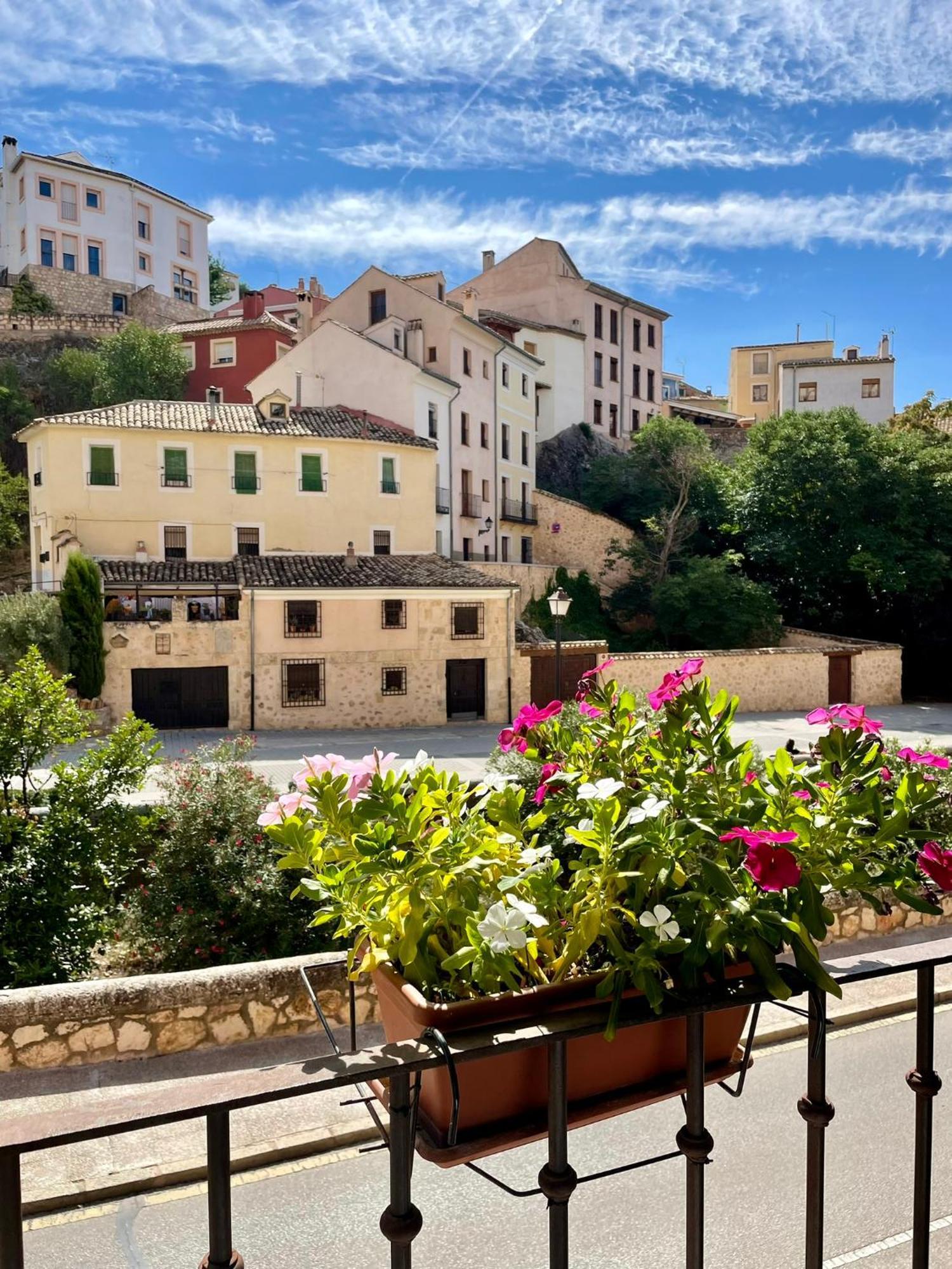 Hostal Posada Huecar Куенка Екстериор снимка