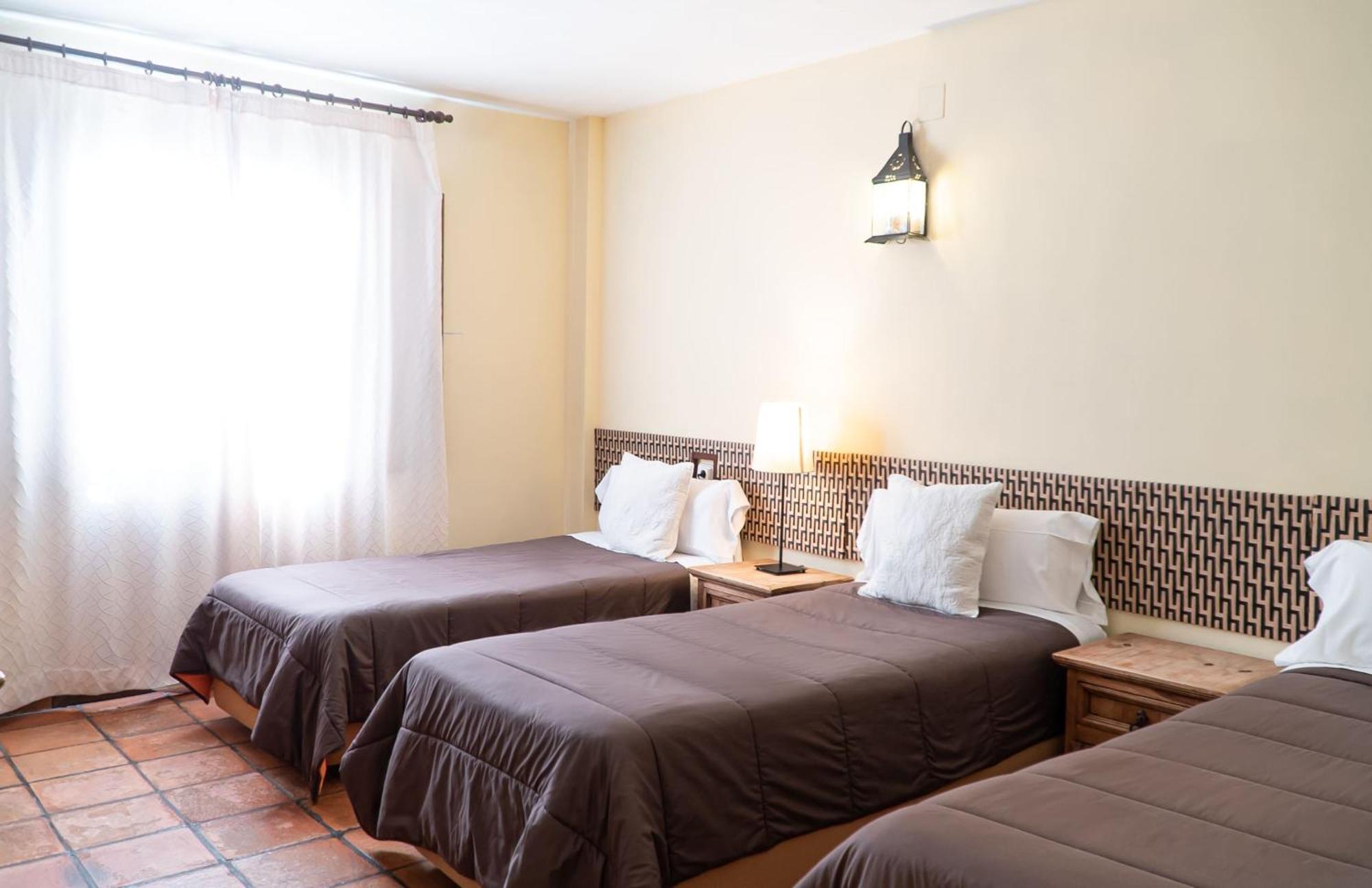 Hostal Posada Huecar Куенка Екстериор снимка