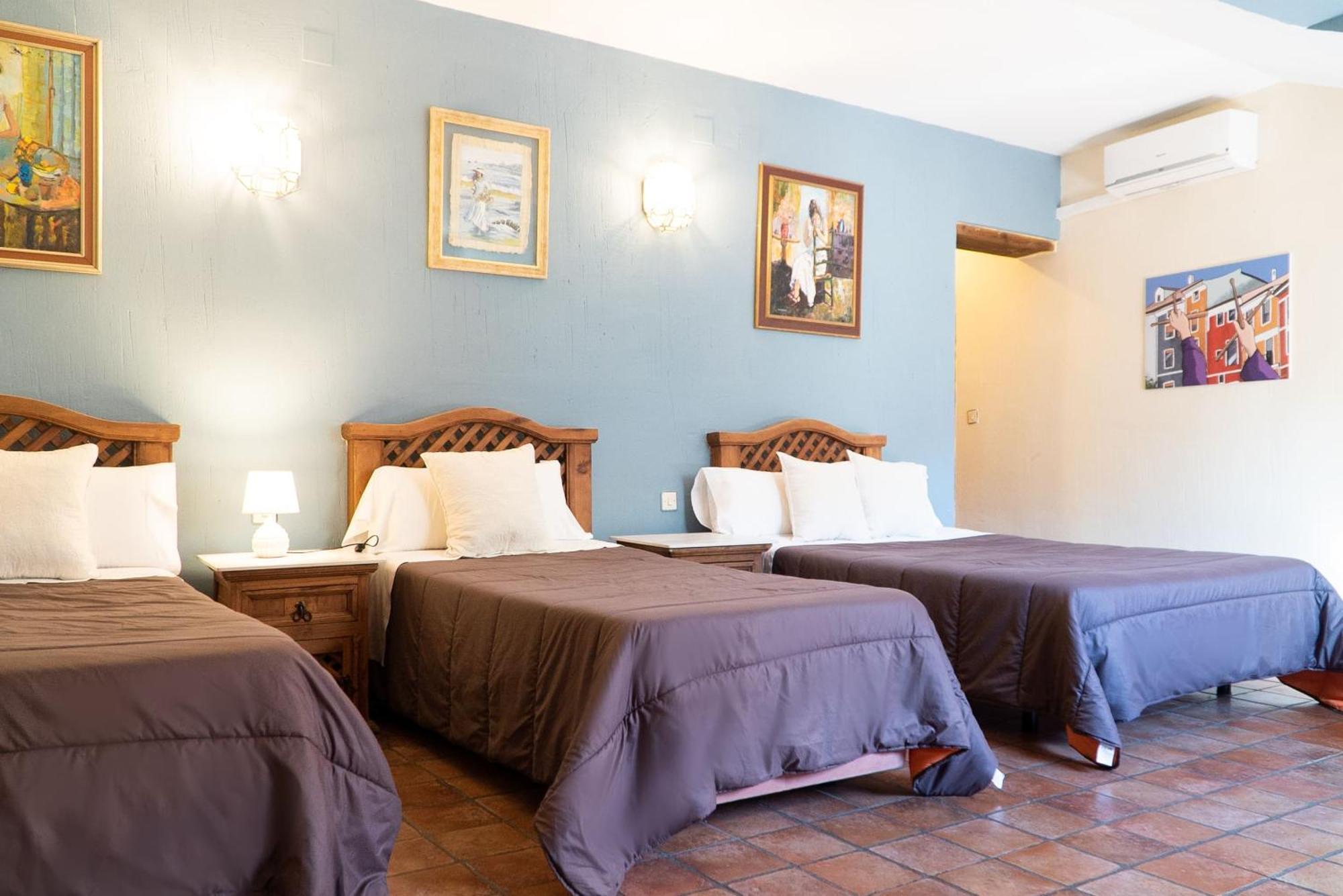 Hostal Posada Huecar Куенка Екстериор снимка