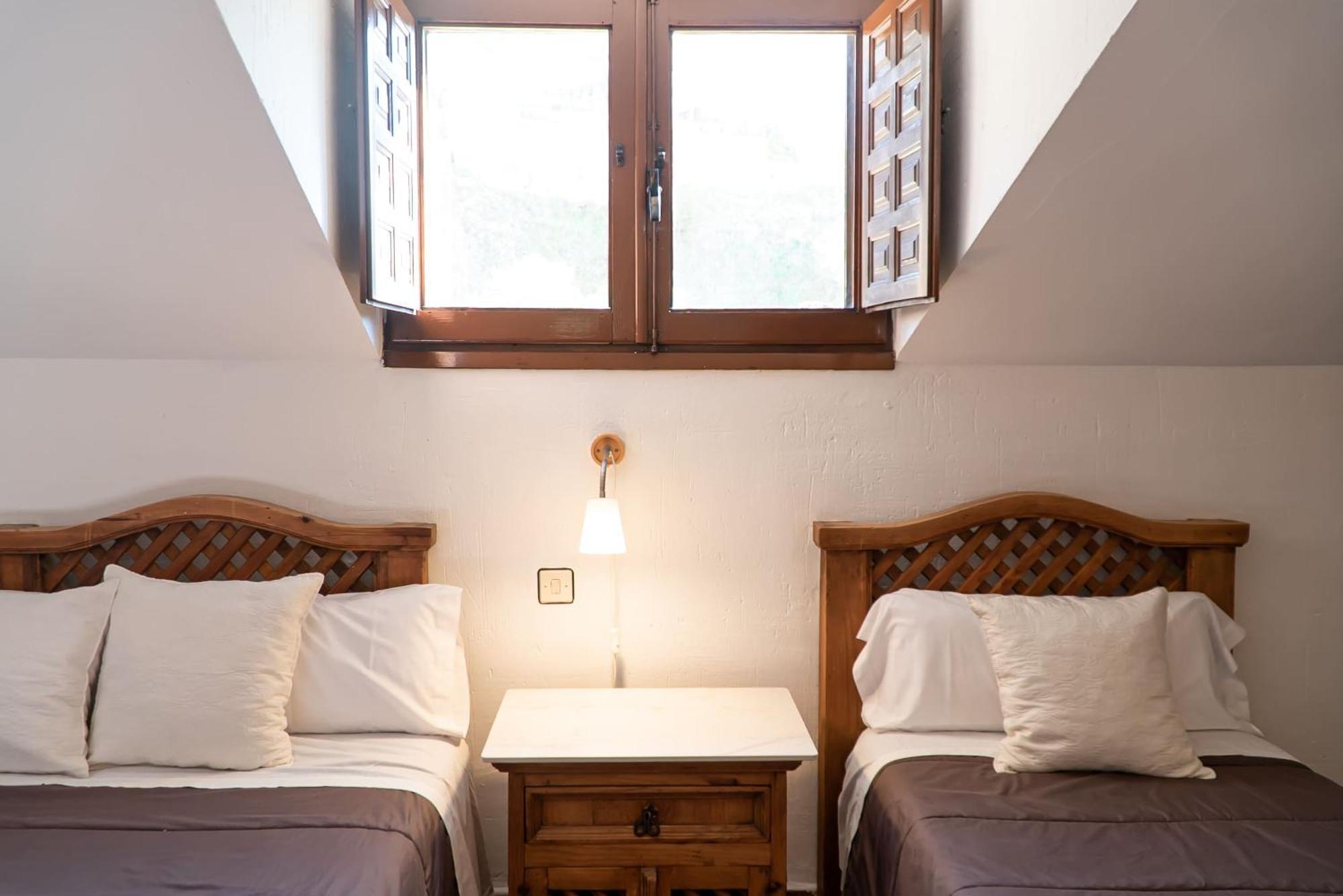 Hostal Posada Huecar Куенка Екстериор снимка